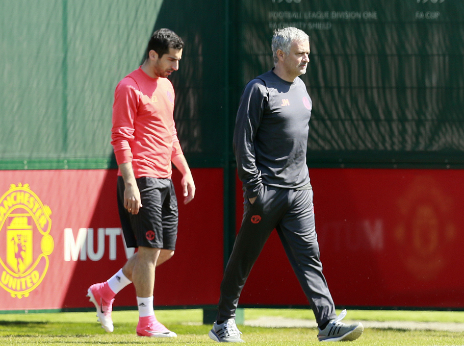 Henrikh Mkhitaryan needs time to settle says Jose Mourinho - Eurosport