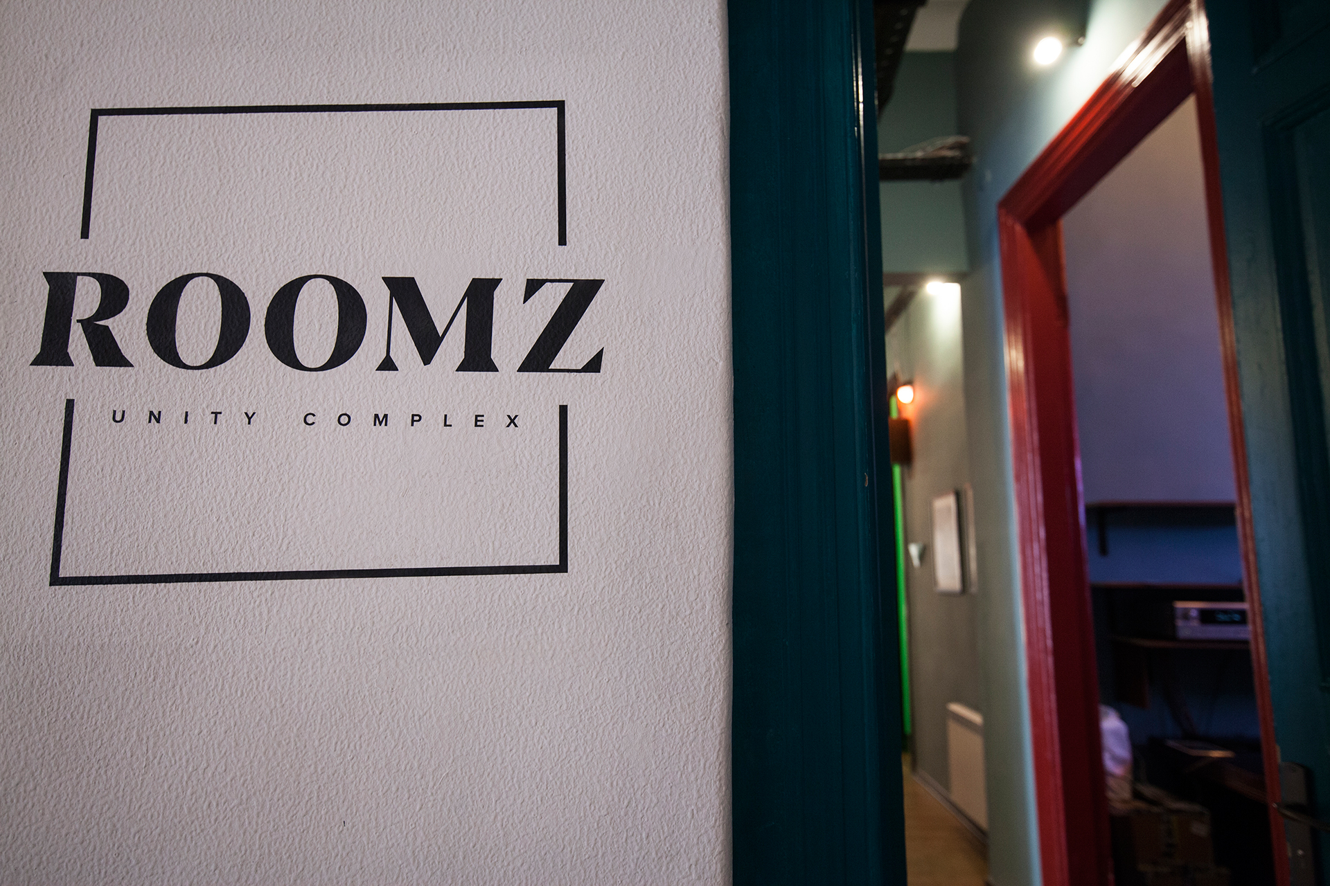 5 սրճարան մեկում. Երեւանում բացվել է անսովոր «Roomz»-ը