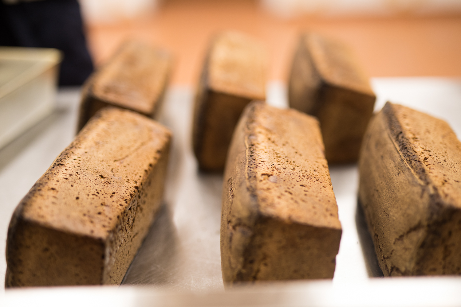 Muhu հաց. Փիրուզայի հիմնած Էստոնիայի «դեսպանությունը» Երեւանում