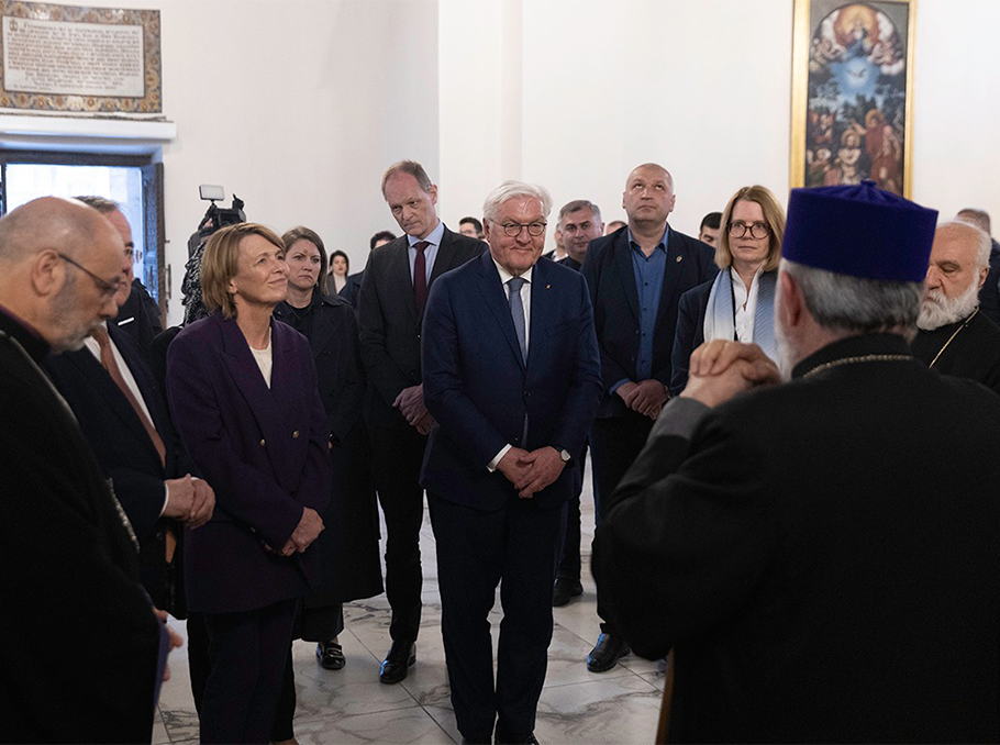 Что значит глубинный народ. Народ требует. Милорд народ требует фулл. Кто просить народ. Бог царь нация.