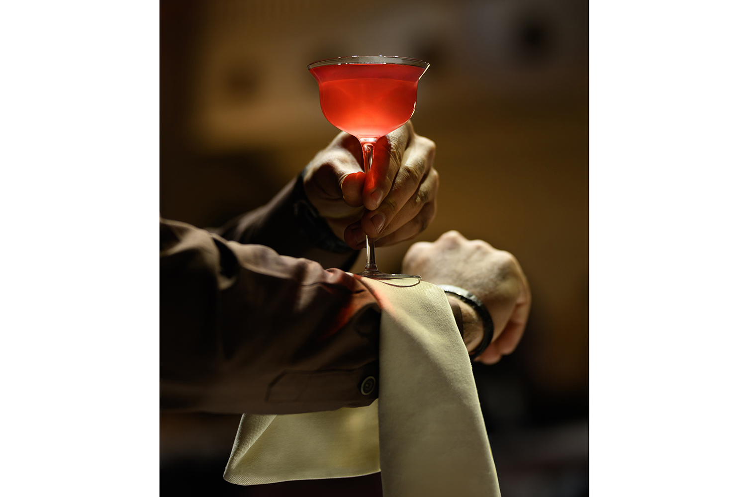 Տարվա բարային թրենդներն ու վիրտուոզ բարմենները․ լավագույնը Սմոքինգ Շեֆ-ի թիմն է 