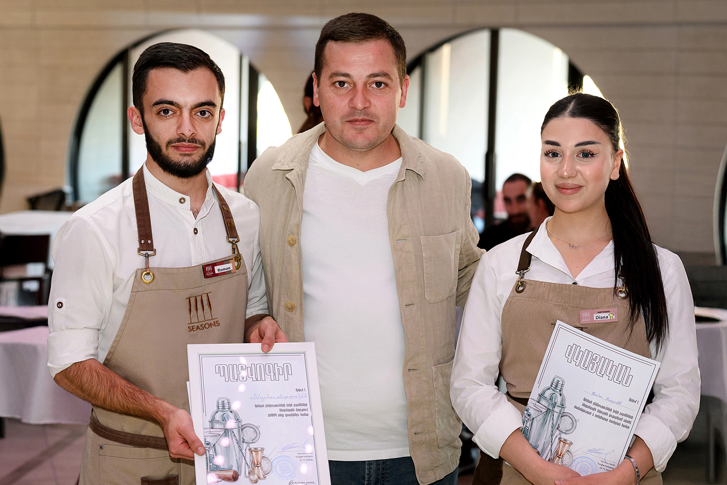 Տարվա բարային թրենդներն ու վիրտուոզ բարմենները․ լավագույնը Սմոքինգ Շեֆ-ի թիմն է 