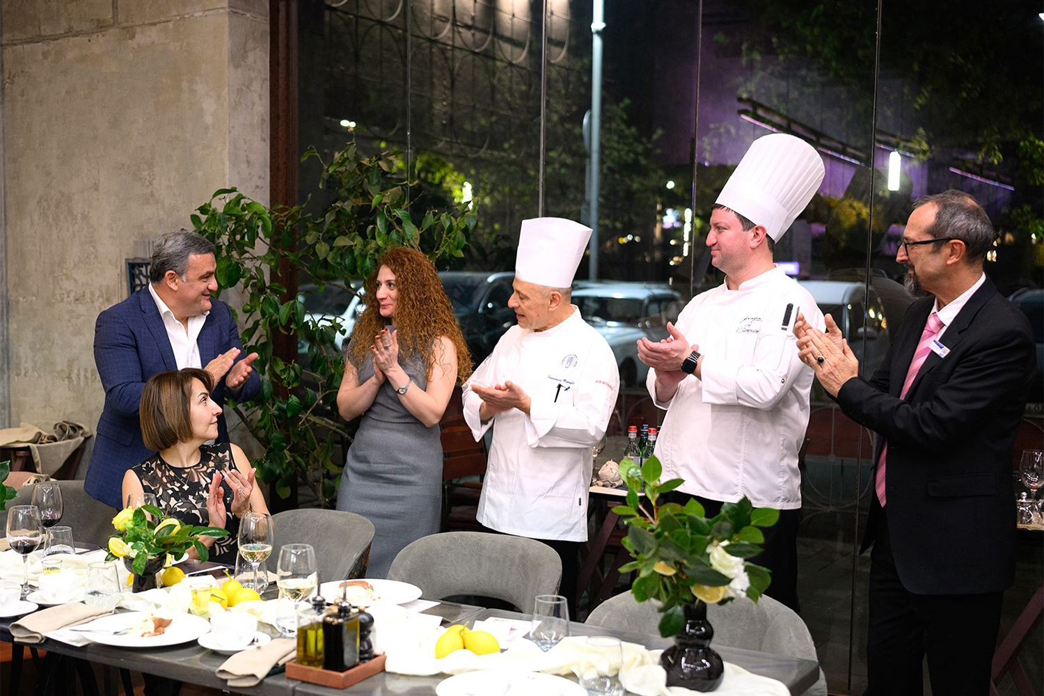 «Չորս ձեռք» ձեւաչափով հատուկ ընթրիք` Կազա Նոստրա ռեստորանում