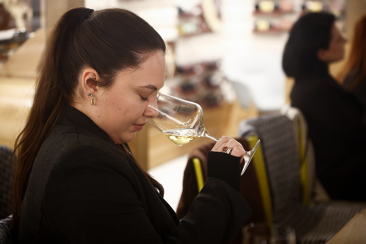 Պատմություն, ինքնություն եւ գինի. MOONQ-ի նոր գինիների համտեսը