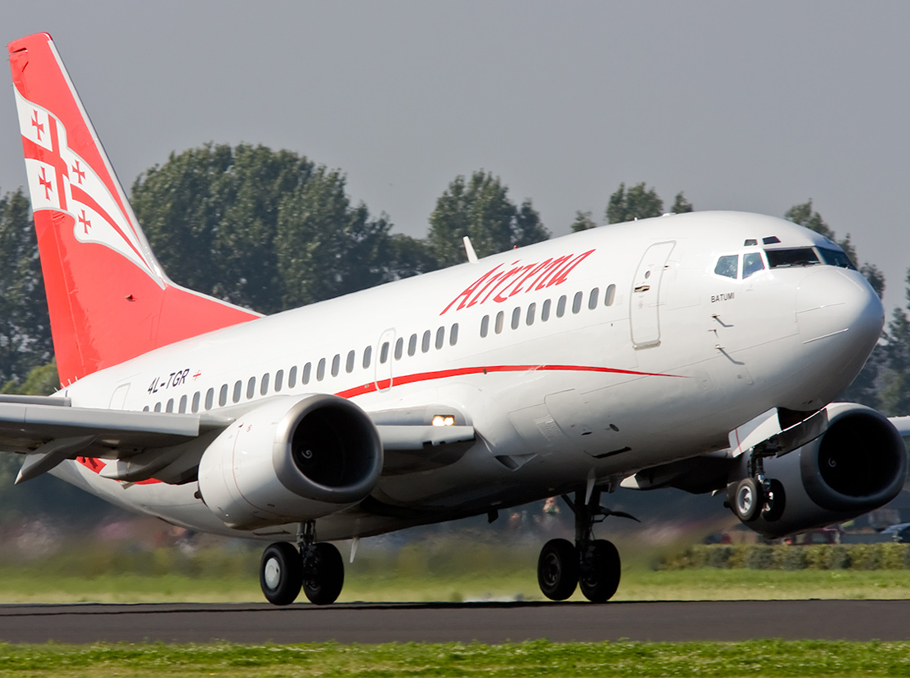 Самолет москва грузия прямой. Самолёты Georgian Airways. Georgian Airways фото. Airzena. Tvitmfrinavi.