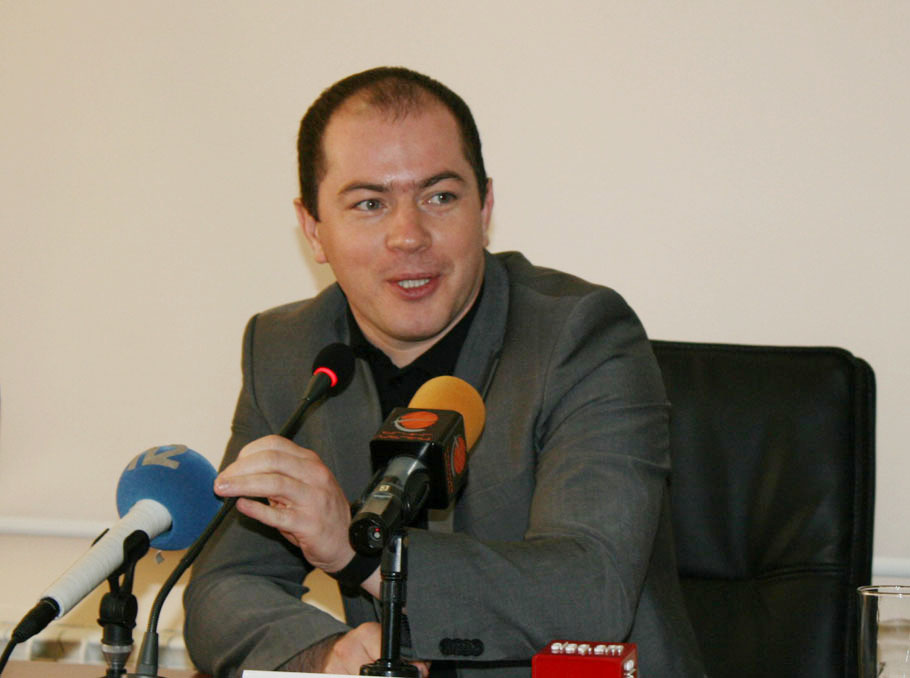 Ռոման Ասխաբաձեն