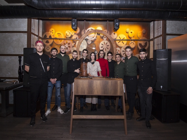 «Հյուգո»` սթիմփանք ոճի առաջին բար-ռեստորանը Երեւանում