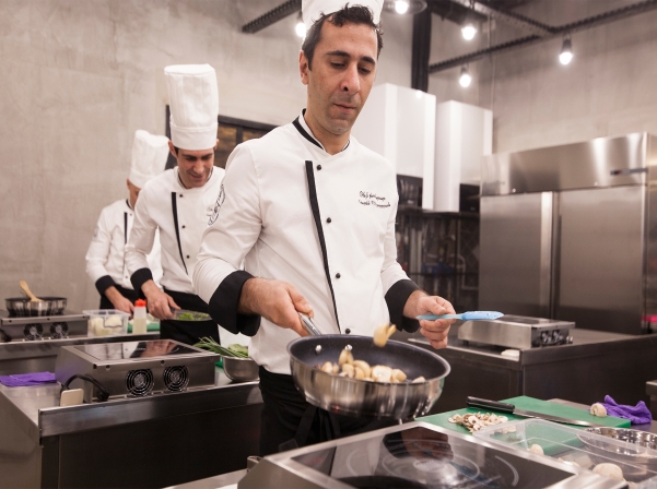 «Երեմյան ակադեմիա»` անգլիական փորձառությամբ եւ հայկական հոգով