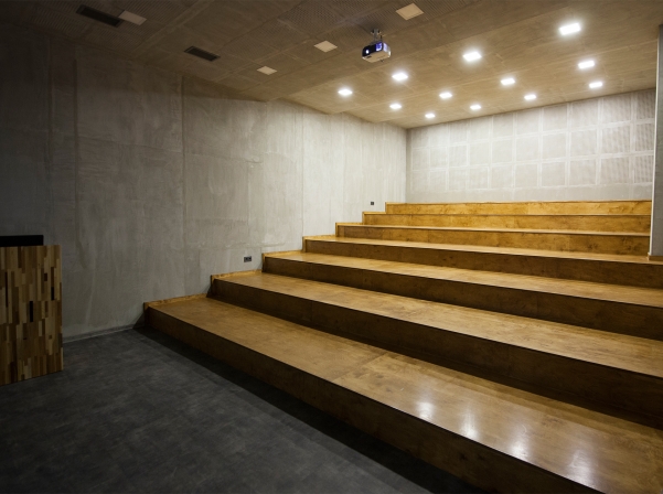 «Երեմյան ակադեմիա»` անգլիական փորձառությամբ եւ հայկական հոգով