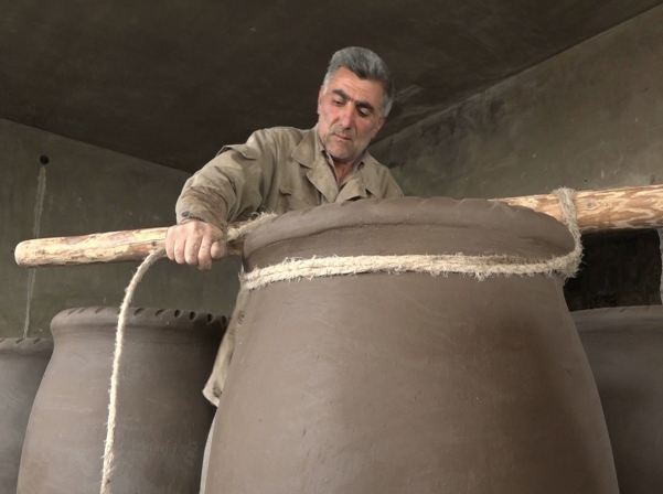 Հայկական թոնիրն օվկիանոսներ է անցնում