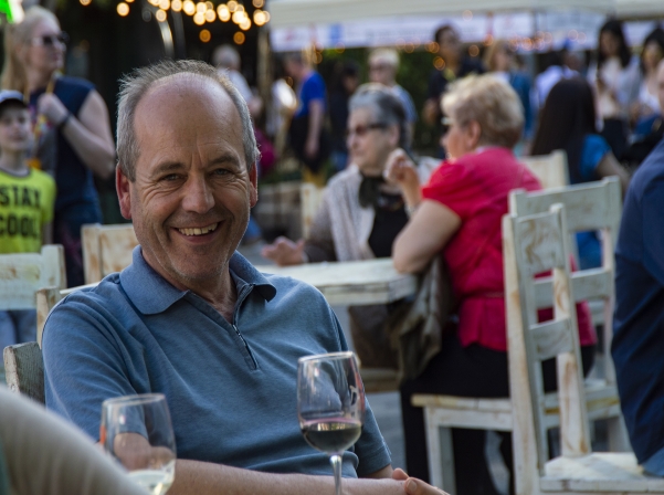 «Գինովցած» երեւանյան երեկո՝ օր առաջին