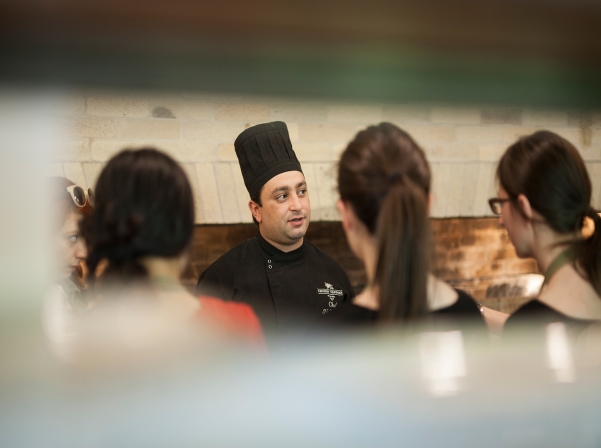 Մեր պատրաստած լավաշը, խորովածն ու տոլման՝ «Պանդոկ Երեւան գետափին» ռեստորանում 