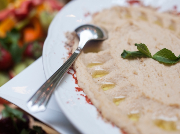 «Ոստան»-ը ներկայացրել է նորացված բակն ու նոր մենյուն