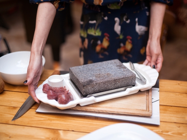 «Ոստան»-ը ներկայացրել է նորացված բակն ու նոր մենյուն