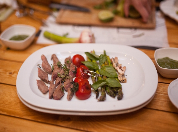 «Ոստան»-ը ներկայացրել է նորացված բակն ու նոր մենյուն