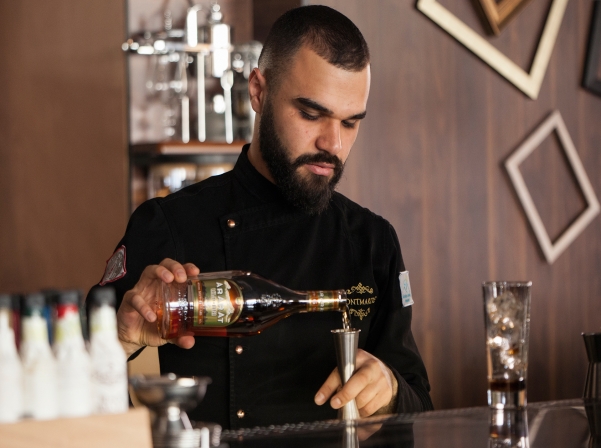 Ստեփան Աբրահամյանի «Խոհարարի պոչն» ու «Քիմ Քարդաշյանը»