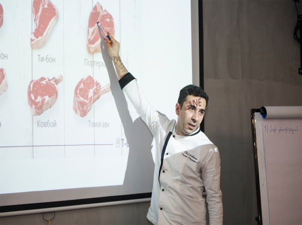 Տաղանդ + միս + hնեցում = խոհարարական գլուխգործոց