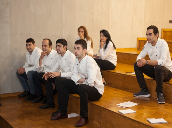 Տաղանդ + միս + hնեցում = խոհարարական գլուխգործոց