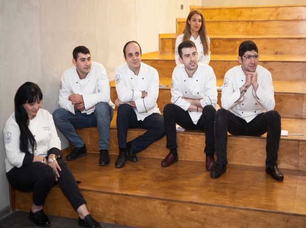 Տաղանդ + միս + hնեցում = խոհարարական գլուխգործոց