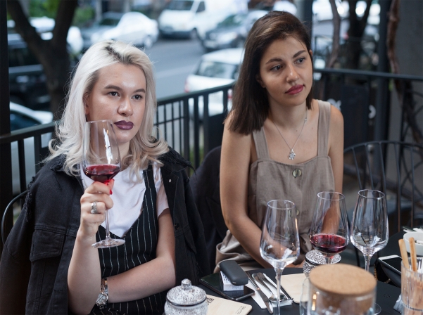 Պինո Նուարի եւ Արենու «կույր համտեսումը» Gouroo Club & Garden-ում