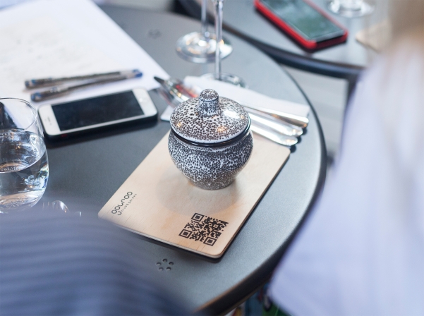 Պինո Նուարի եւ Արենու «կույր համտեսումը» Gouroo Club & Garden-ում