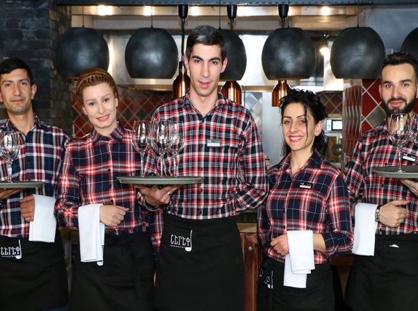 Թեստ 28 հարցից՝ առաջին քայլը մատուցող դառնալու ճանապարհին