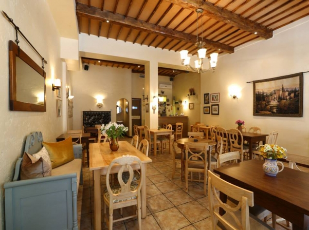 Նախագահի եւ FT-ի խմբագրի երեւանյան երկու ճաշերը