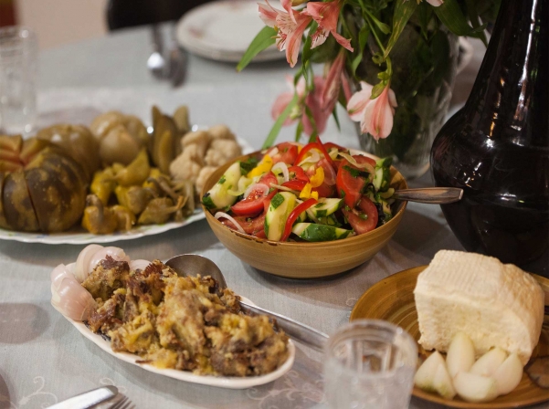 «Հին օրերի երգը» ռեստորանն առաջարկում է հետեւել իր օրինակին