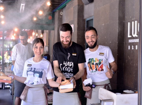 «Երեմյան Փրոջեքթս»-ի «համով-հոտով-ժպտացող» վերնաշապիկները