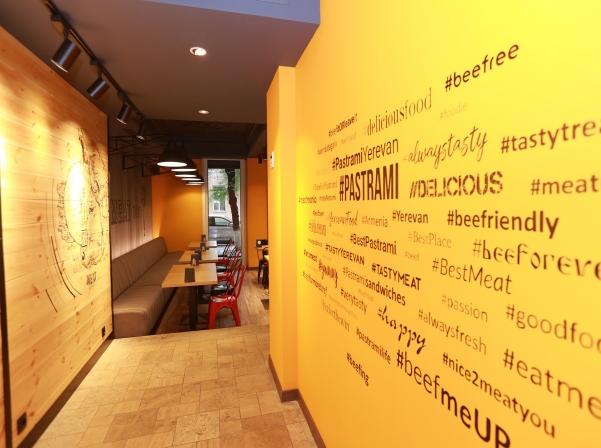 Հակոբը եւ Կարինեն հայտնի PASTRAMI սենդվիչը Հայաստան են բերել