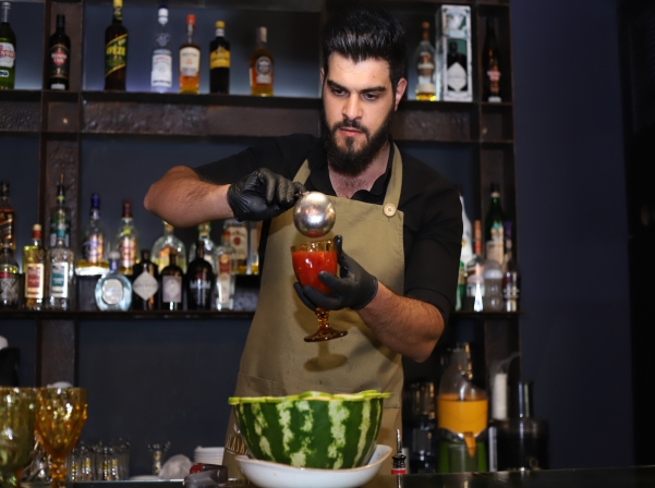 Վարդավառը եւ ձմերուկի սեզոնի բացումը «Ծիրանի»-ում, «Ոստան»-ում եւ «Ալյասկա»-ում