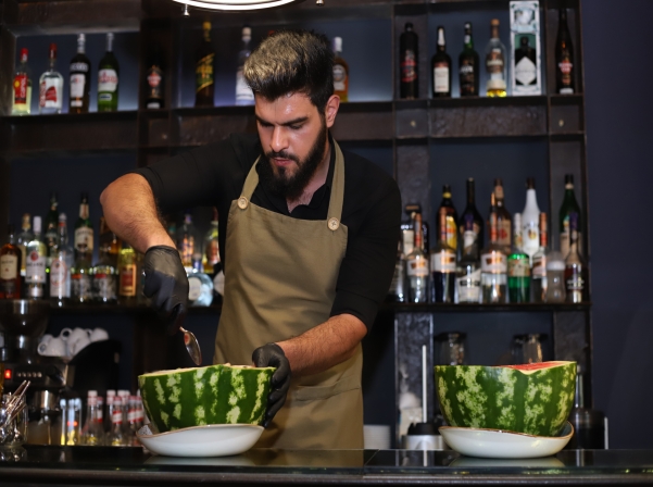 Վարդավառը եւ ձմերուկի սեզոնի բացումը «Ծիրանի»-ում, «Ոստան»-ում եւ «Ալյասկա»-ում