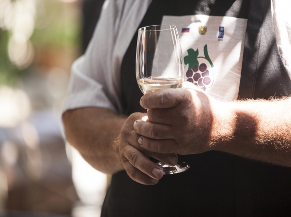 «Մնացականյանների Գաստրո բակը» հրավիրում է Ղարշմ ուտելու