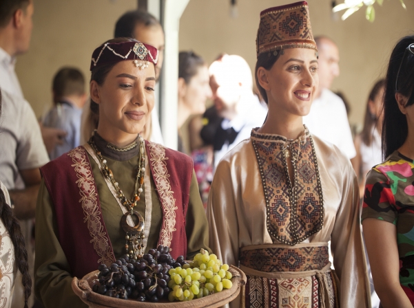 «Մնացականյանների Գաստրո բակը» հրավիրում է Ղարշմ ուտելու