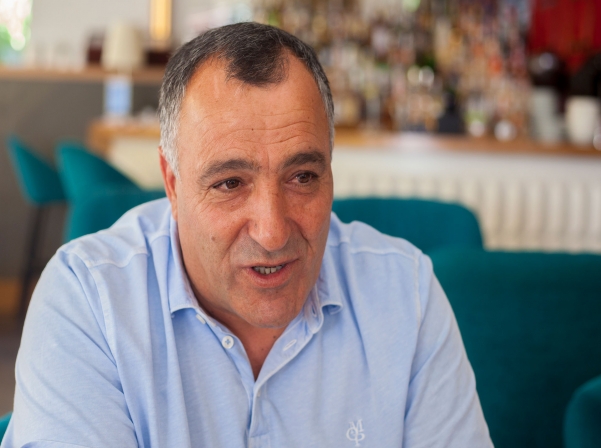 Հայկական խորովածը ռուսերենով «համեմող» Youtube-ի աստղ Ժորժը