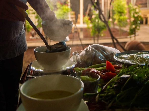 Միայն գյուղական սնունդ՝ Շինուհայրի Arakelyans’ Garden-ում