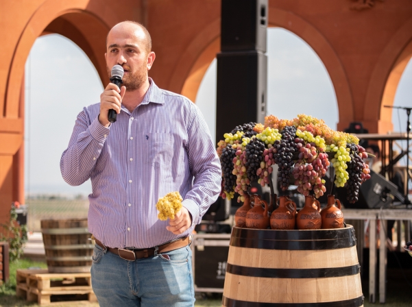 «Արմենիա Վայն» գինեգործարանում նշեցին Խաղողօրհնեքը