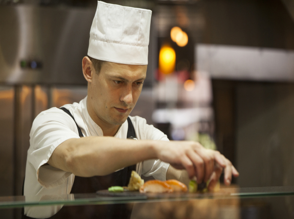 Ալեքսանդրը Հայաստանում սուշիի հեղափոխություն է անում