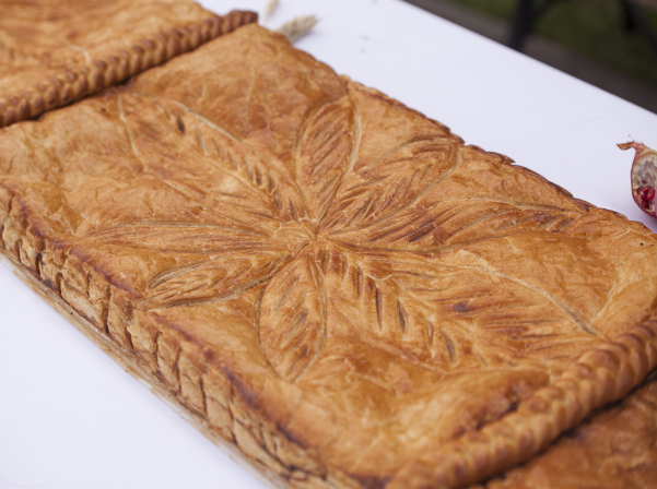 Աշխարհի ամենամեծ գաթան պատրաստվել է երկու օրում 