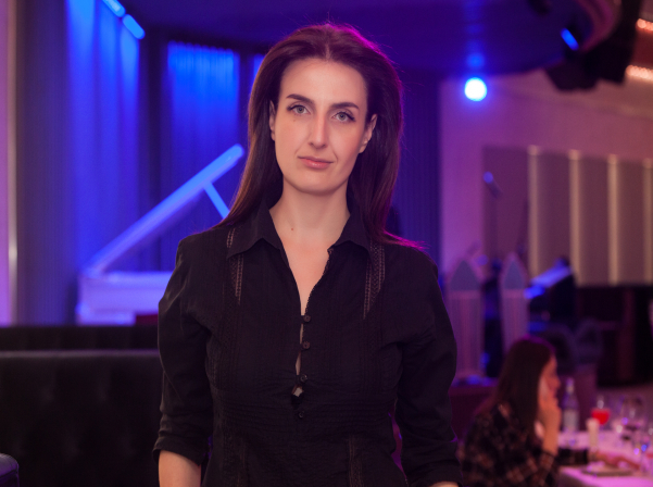 «Լիվինգսթոն». հեղինակային ուտեստներ՝ «թռչնի թեւերին»