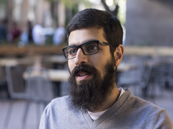 dors. 8 տեսակի կրաֆտային գարեջուր անսովոր կանաչ գարեջրատանը