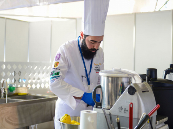 Էրիկ Սարգսյանը ճանաչվել է Վրաստանի լավագույն խոհարար