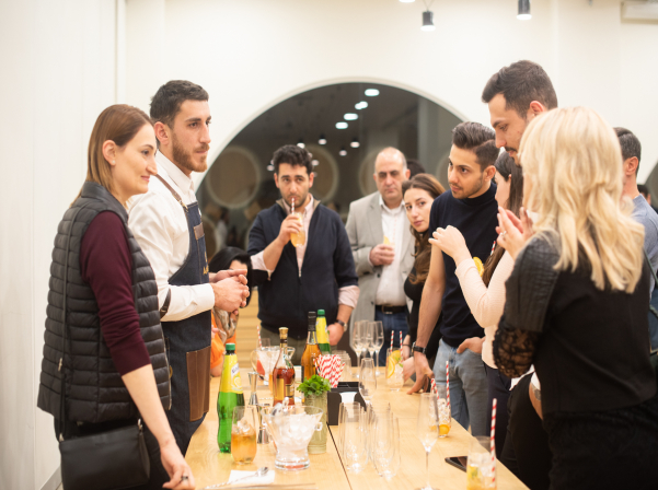 Կոկտեյլներ ամանորյա սեղանի համար. ուրբաթ երեկոն «Արարատում»