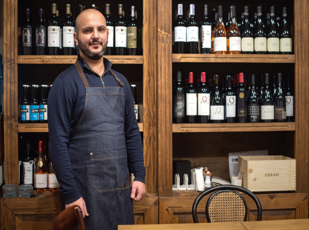 Ժիրայր Ավանյանի՝ «Դոլմամայի» «անտիպոդ» «ՍՖ Բիստրոն»