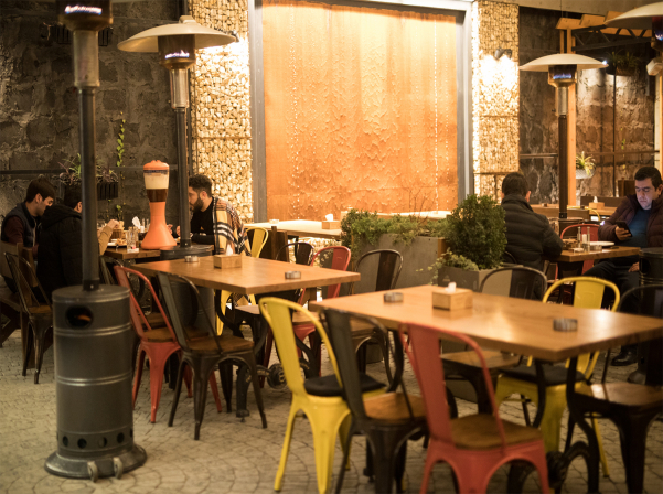 Ջերմ միջավայր՝ բաց երկնքի տակ. գործում է Beer Academy-ի Ձմեռային բակը