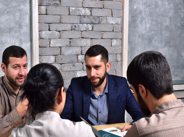 Կարիերայի առաջընթաց եւ հաջողության պատմություններ «Երեմյան Փրոջեքթս»-ից