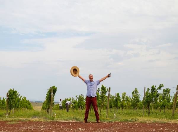 Վան Արդին «արտակարգ պայմաններում» կներկայացնի Թոր Թորի գինիները 