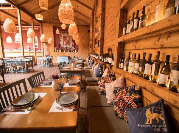 «Ոստան» ռեստորանը նշում է 3-ամյակը