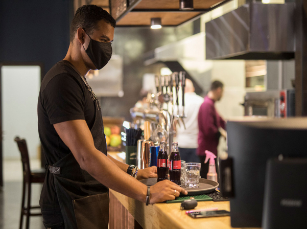 Կուբացի մատուցող Ռեյ Գավիլանը. «Այստեղ ինձ բոլորը սիրում են»