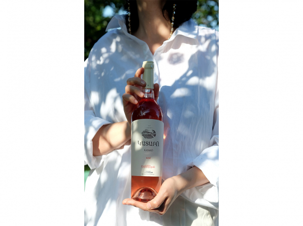 New Kataro Rose wine promises delicate taste and diamond shine